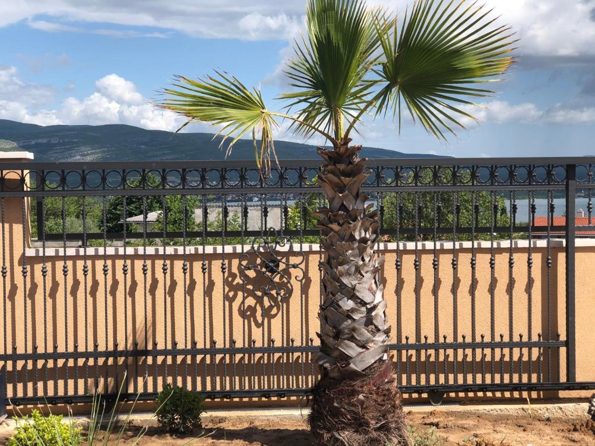 Villa Mir Pridraga Buitenkant foto